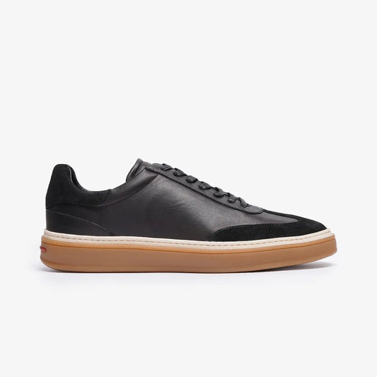 Sneakers Walk