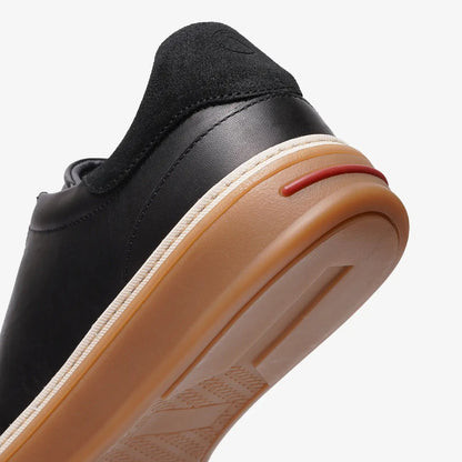 Sneakers Walk