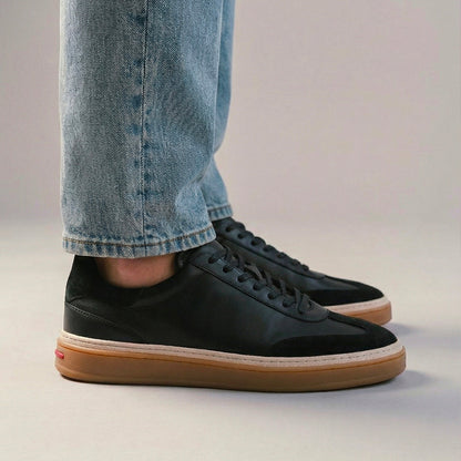 Sneakers Walk